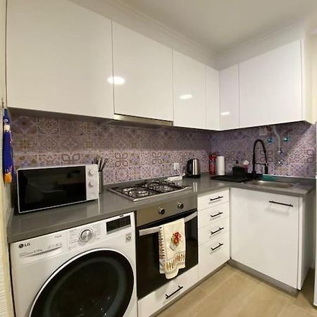 דירות ליסבון Artistic Digital Getaway - Patio & Great Location! מראה חיצוני תמונה