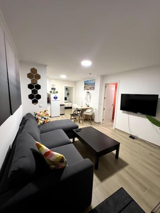 דירות ליסבון Artistic Digital Getaway - Patio & Great Location! מראה חיצוני תמונה