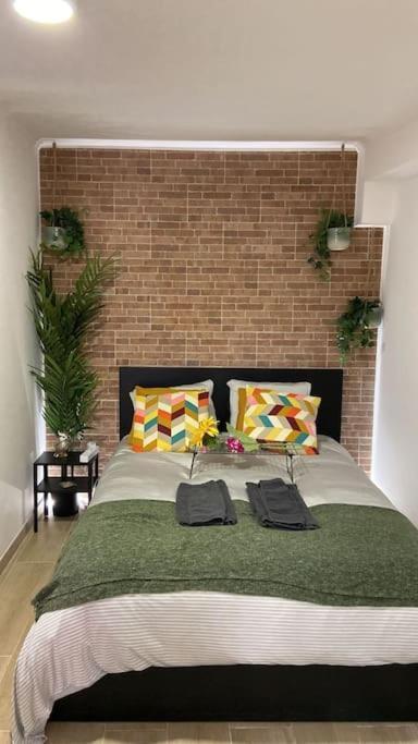 דירות ליסבון Artistic Digital Getaway - Patio & Great Location! מראה חיצוני תמונה