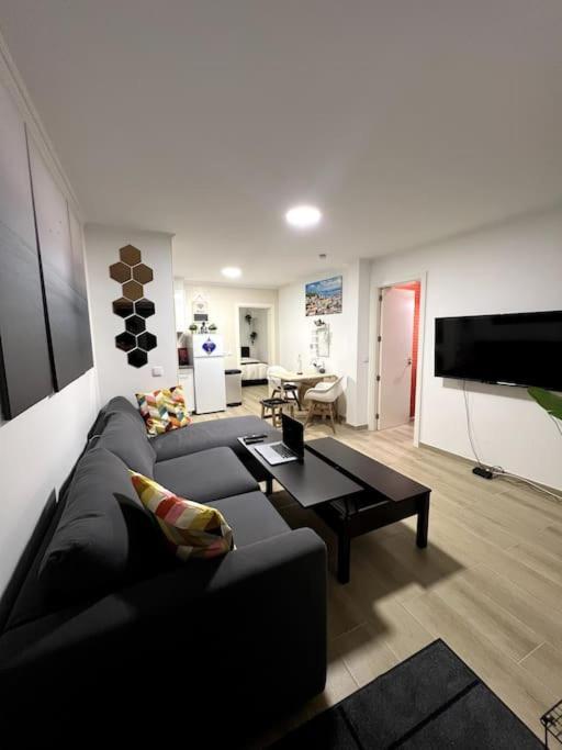 דירות ליסבון Artistic Digital Getaway - Patio & Great Location! מראה חיצוני תמונה